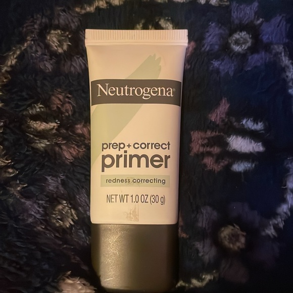 5 for $25 💜 neutrogena prep + correct primer redness correcting - Picture 2 of 3
